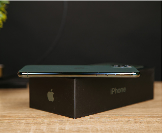 iPhone 11 Pro Max 512gb, Midnight Green (MWHC2) б/у
